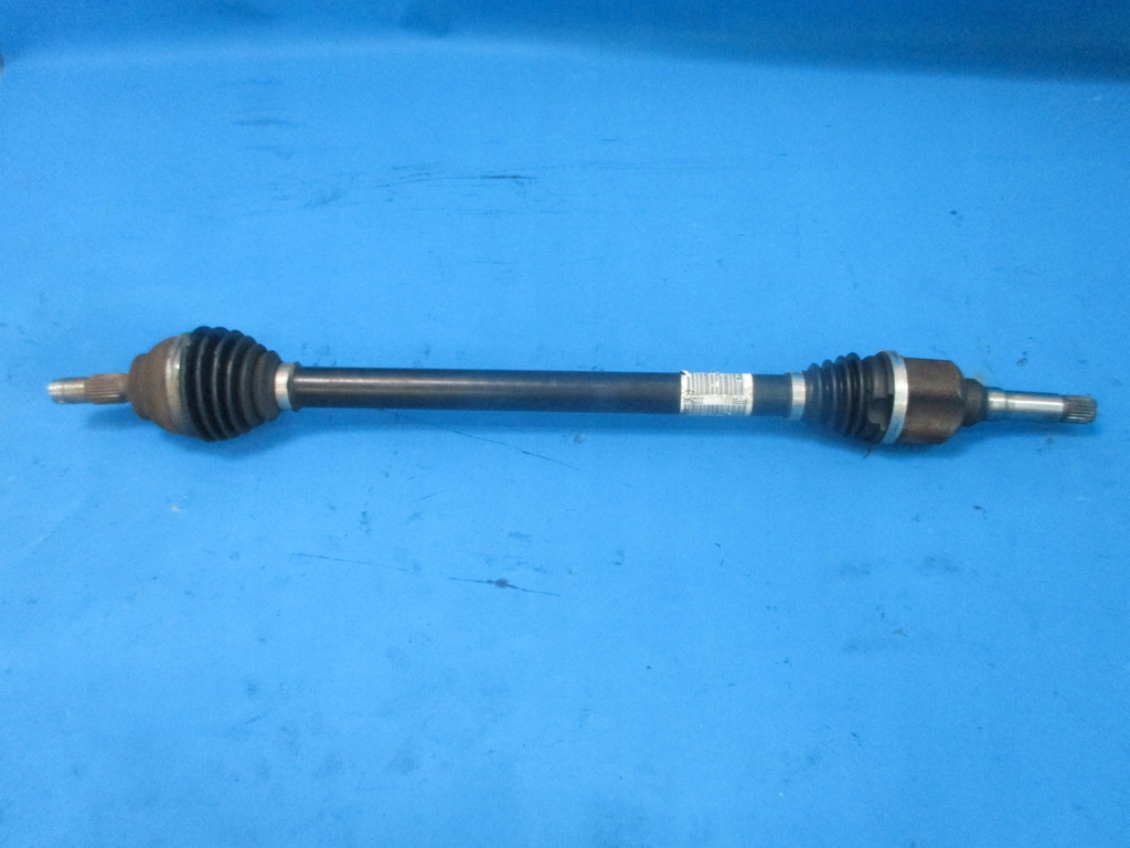 фото №1, Приводной вал правая opel crossland 9808800580