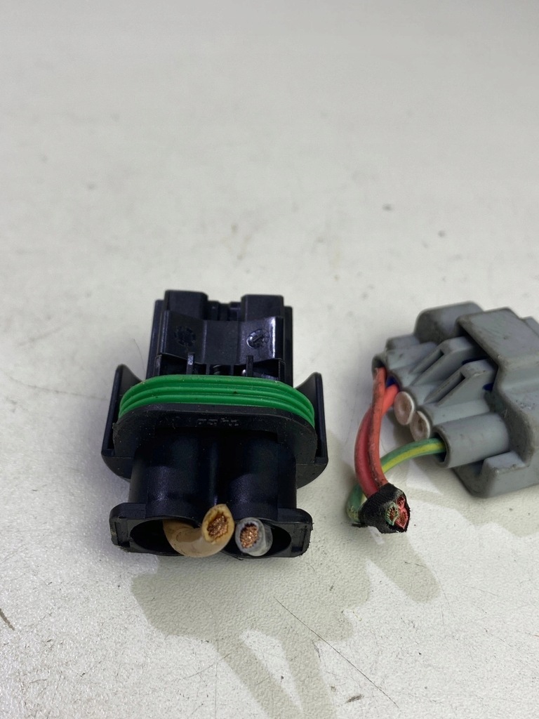 фото №6, Роз'єми штекер колодка коробка запобіжників bsm l03 citroen c2 c3