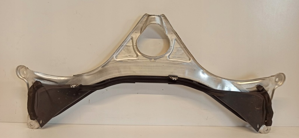 фото №6, Audi a6 a7 c7 кронштейн поперечный 4g0805645c