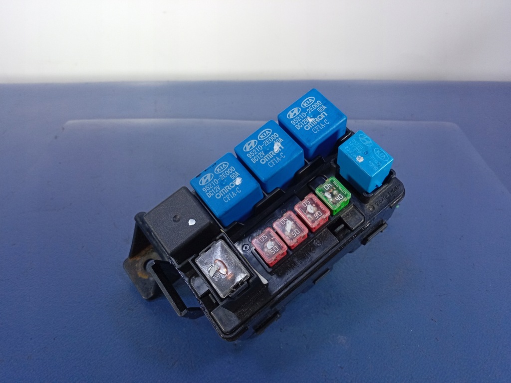 фото №4, Sonata v nf 2.0 crdi коробка запобіжників