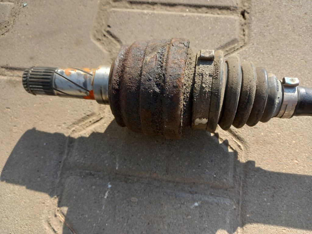 фото №5, Привідний вал задня volvo xc70 2.4d5 08r kmbi