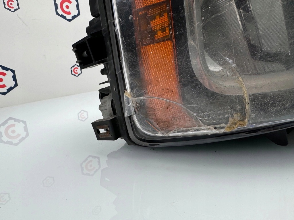 фото №2, Лампа права перед scania r s full led