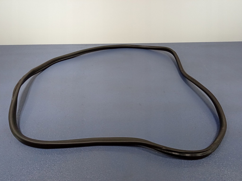 фото №1, Bmw 1 f40 прокладка дверь задняя правая задняя 7452335