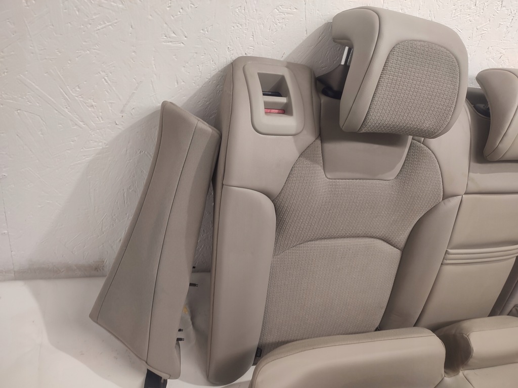 фото №7, Заднее сиденье задняя комплект citroen c5 iii kombi beż полукожа 2008-2017