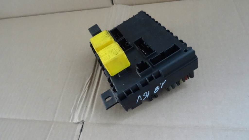 фото №3, Alfa romeo 156 коробка предохранителей 46447809