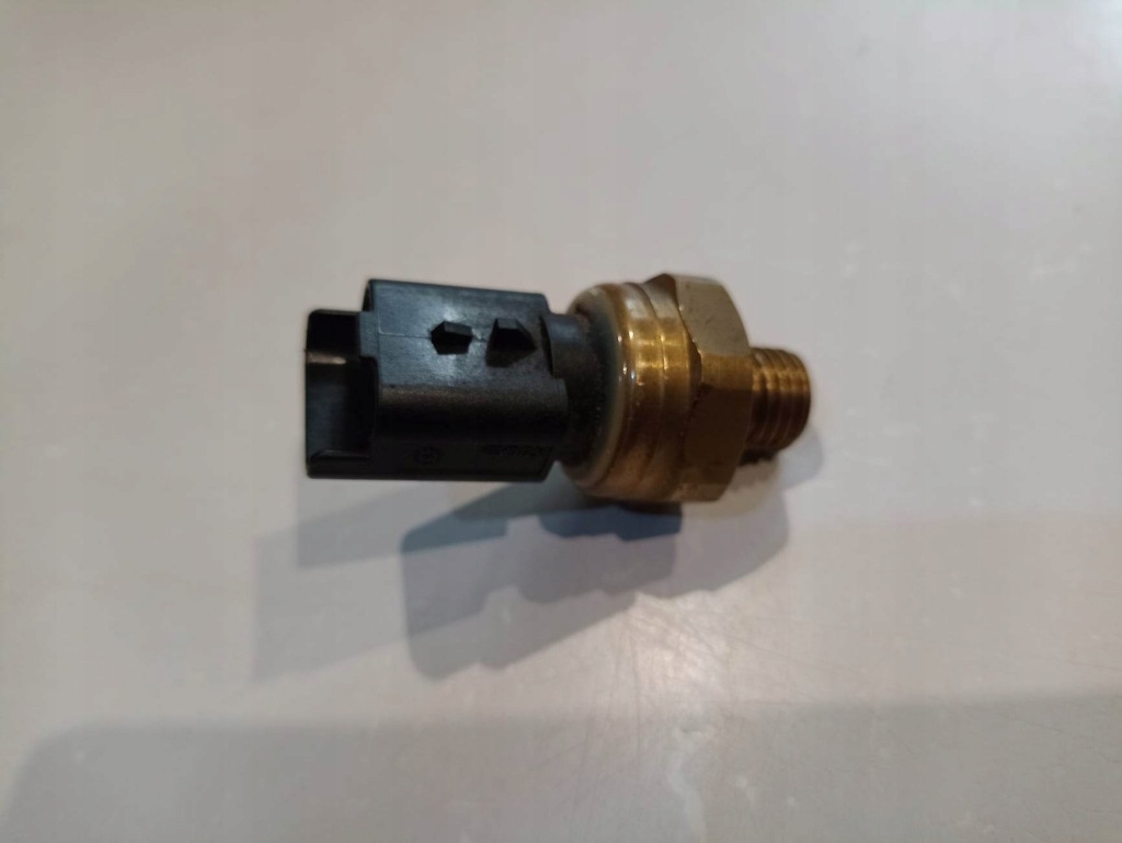 фото №1, Датчик тиску оливи citroen c3 iii 1,2thp