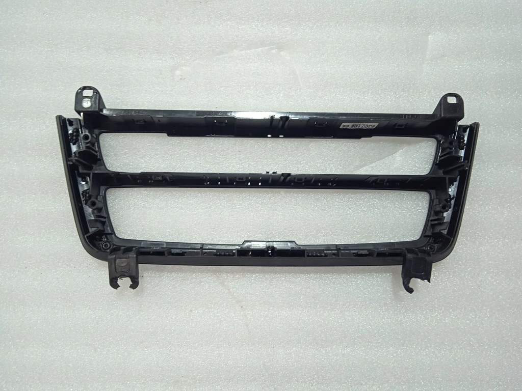 фото №4, Bmw 3 f30 f31 рамка консоли радио кондиционера