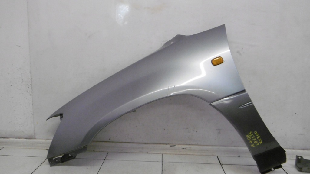 Купить Крыло  левое  перед lexus rx 1 rx300 рестайлинг  2000r-