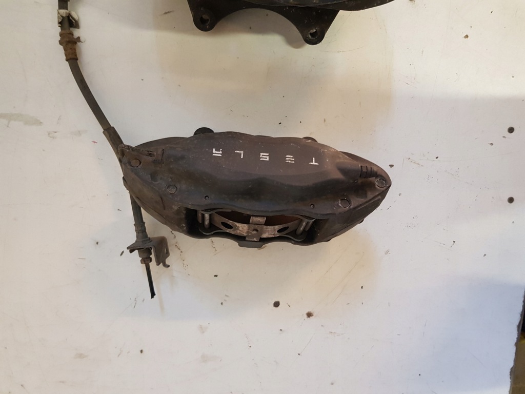 Tesla x s рестайлинг  суппорт тормозной перед левый правый Оригинал