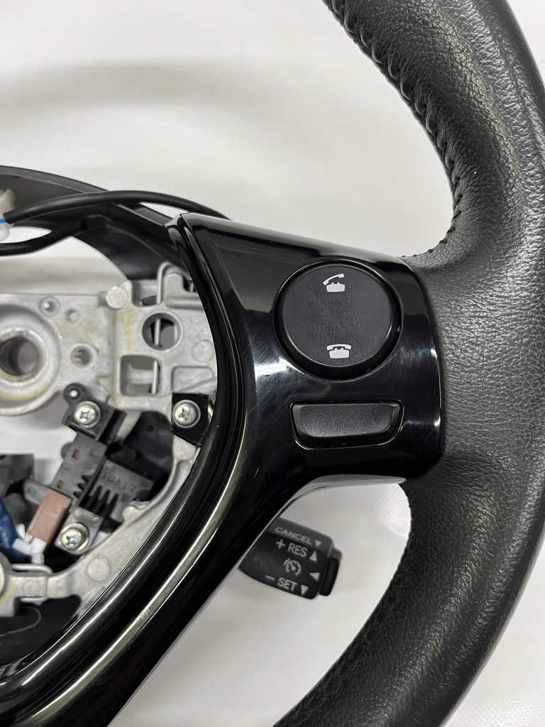 фото №8, Toyota aygo ii повітропровід шкіряний 45100-0h060