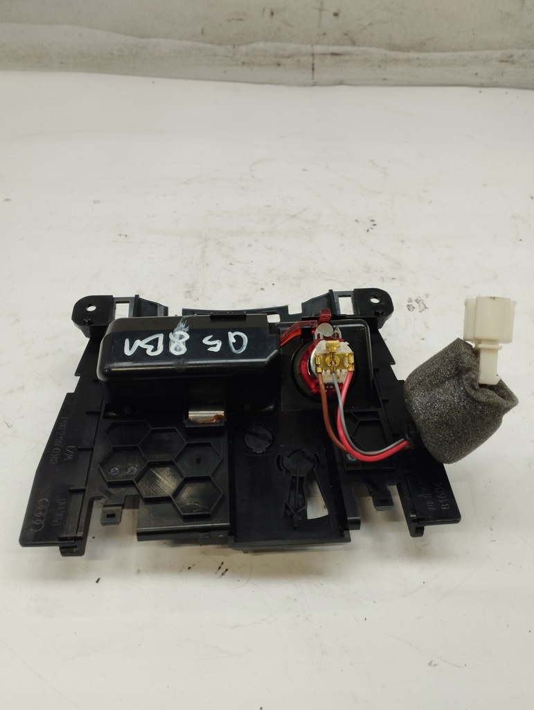 фото №8, Audi a4 b8 a5 q5 пепельница 8k0857951c