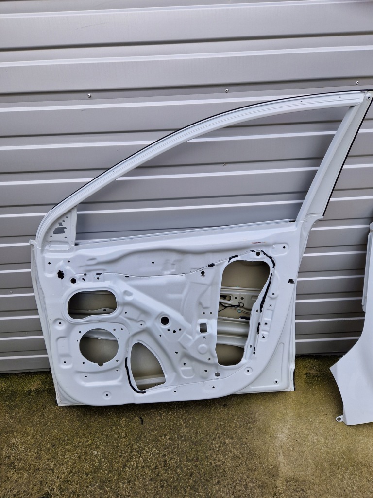 фото №4, Hyundai kona 2018- двері передні праве перед