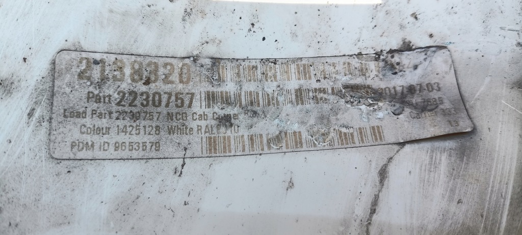 фото №8, Крыло облицовка уголок ветровик scania r 2230757