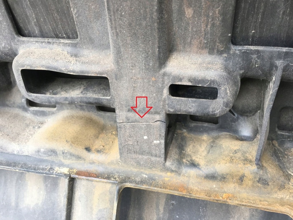 фото №15, Chrysler 300c 04-10 бампер задній pdc sedan usa