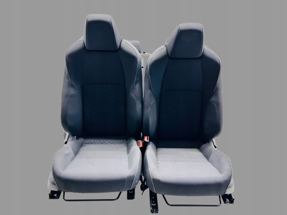 фото №1, Rav4 v гибрид сиденья заднее сиденье материал комплект
