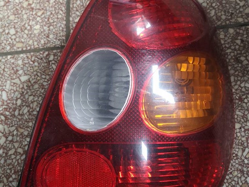 фото №1, Лампа правая задняя 3d toyota corolla e11