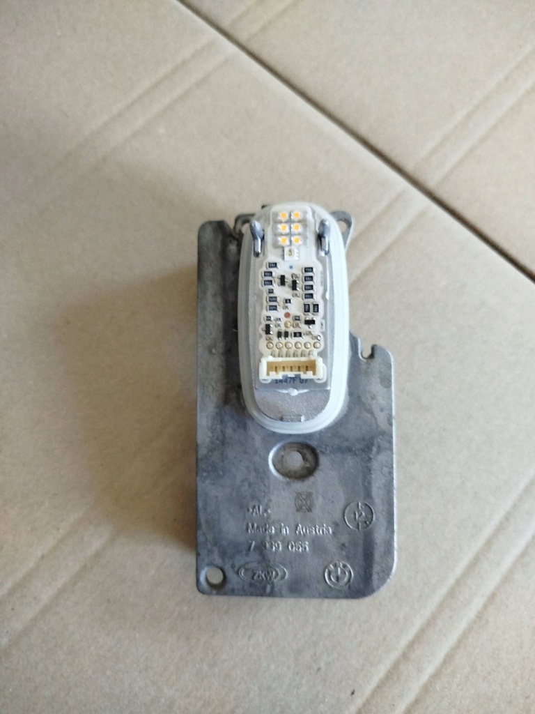 фото №1, Bmw 7 f01 f02 f03 f04 2009 модуль управляющий балласт led