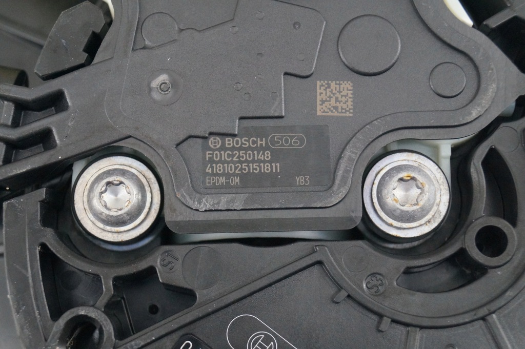 фото №9, Бак насос adblue vw tiguan ii skoda kodiaq 2.0 5qf131877l 5q0131969e