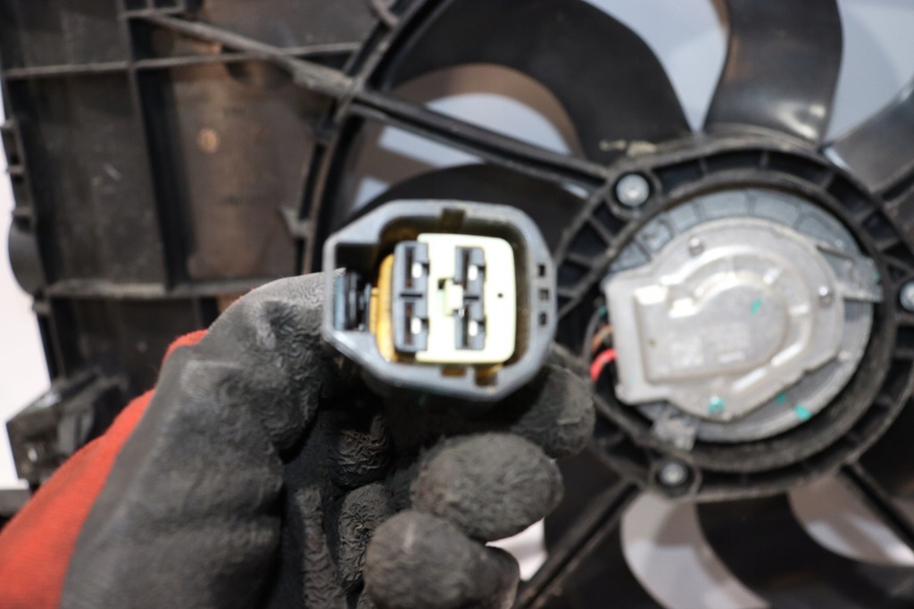 фото №10, Tesla model y / model 3 lift вентилятор корпус 1607808-00-b j-1731