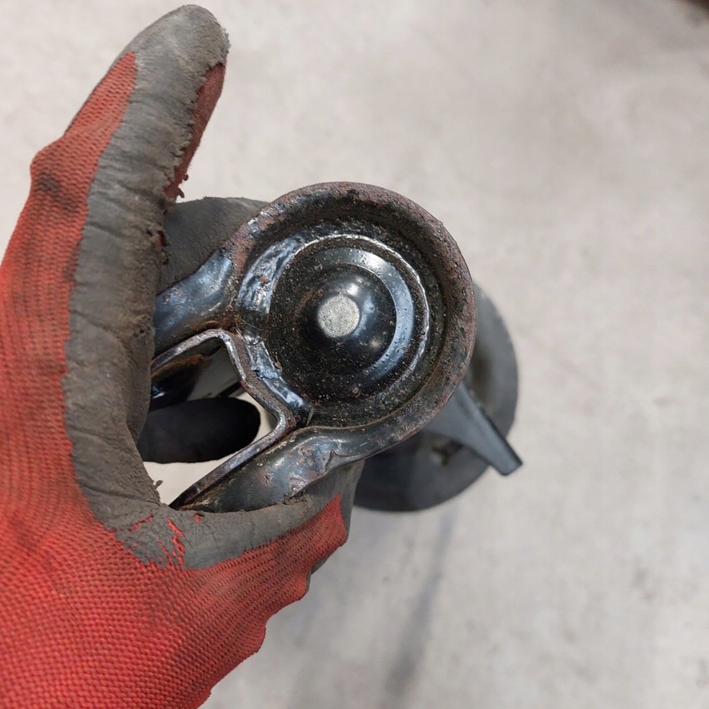 фото №12, Hyundai ix35 1,7 2013 амортизатор пружина левый перед с nowego автомобиля