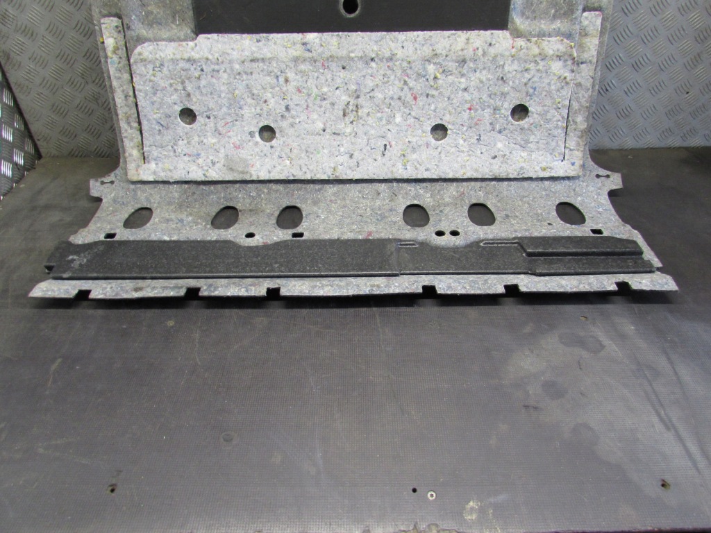 фото №7, Обшивка підлога vw touran i 03-10r 1t0863717