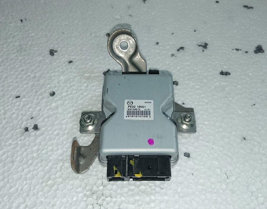 фото №1, Модуль mazda pe0218561