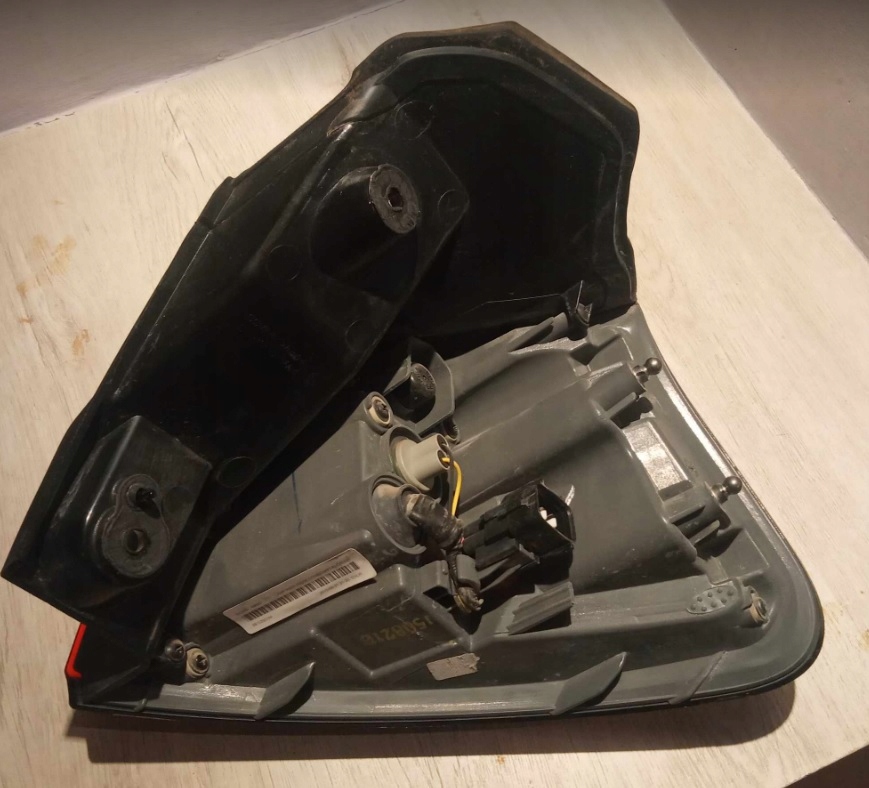 фото №4, Jeep cherokee kl 2014-2018 лампа задняя левая наружная led оригинал wwa