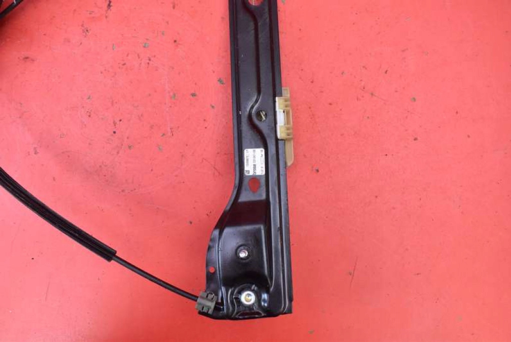 Подъемник стекло левый перед европа  13406673 opel astra 5 v k 15-20 Недорого