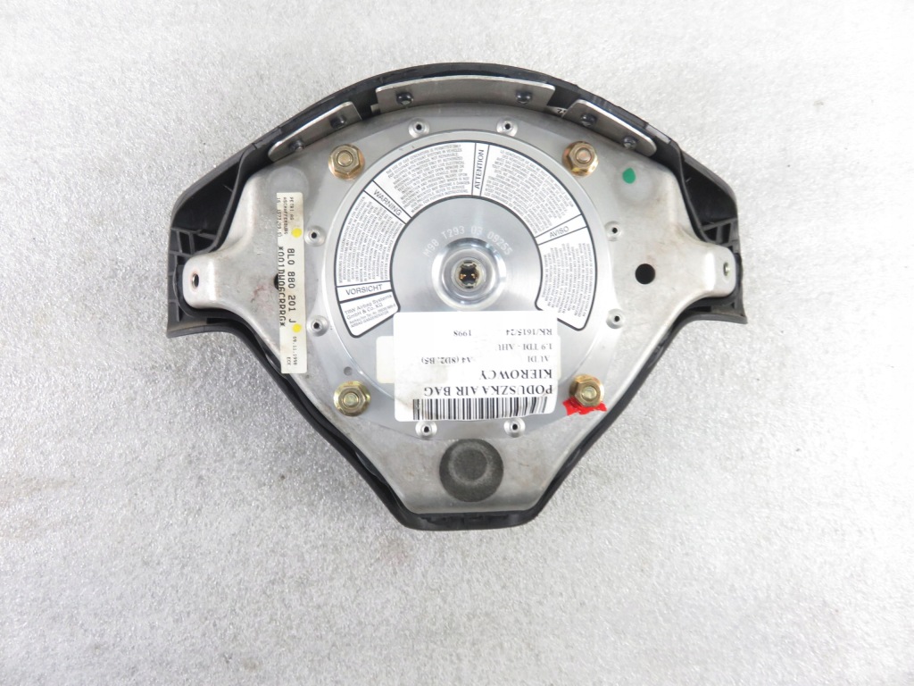 Подушка водія audi a4 b5 8l0880201j в Україні