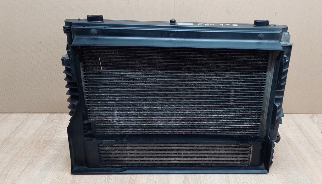 фото №1, Радіатор радіатор bmw e60 3.0d