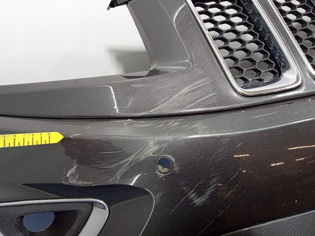 Grand cherokee wk2 fl 13-17 бампер перед overland в Україні