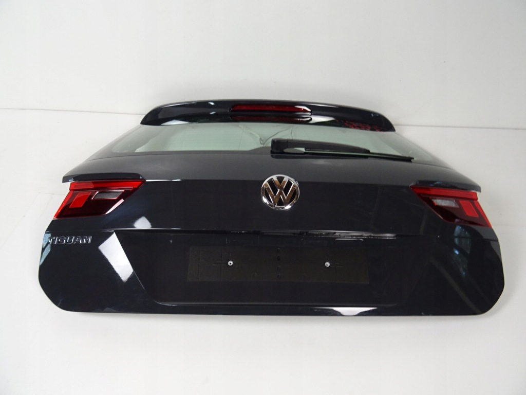 Vw tiguan 5na кришка багажника багажника комплектна li7fl 2017 Недорого