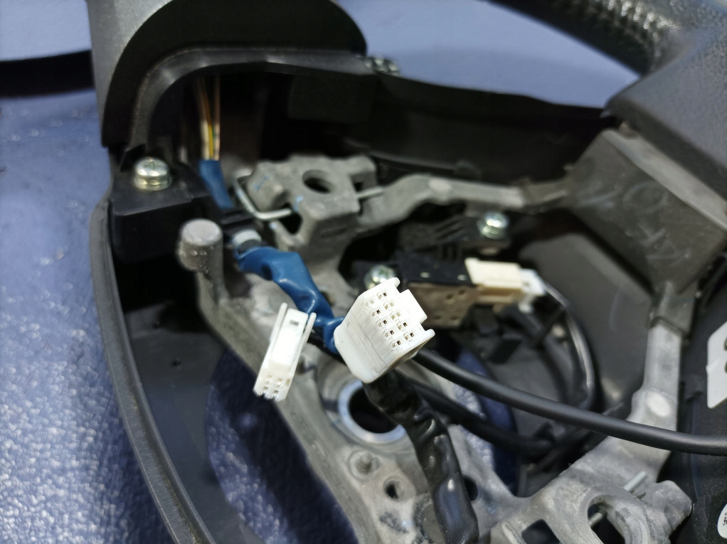 фото №8, Toyota rav4 iii lift воздуховод многофункциональный круиз-контроль кожа 45103-4204