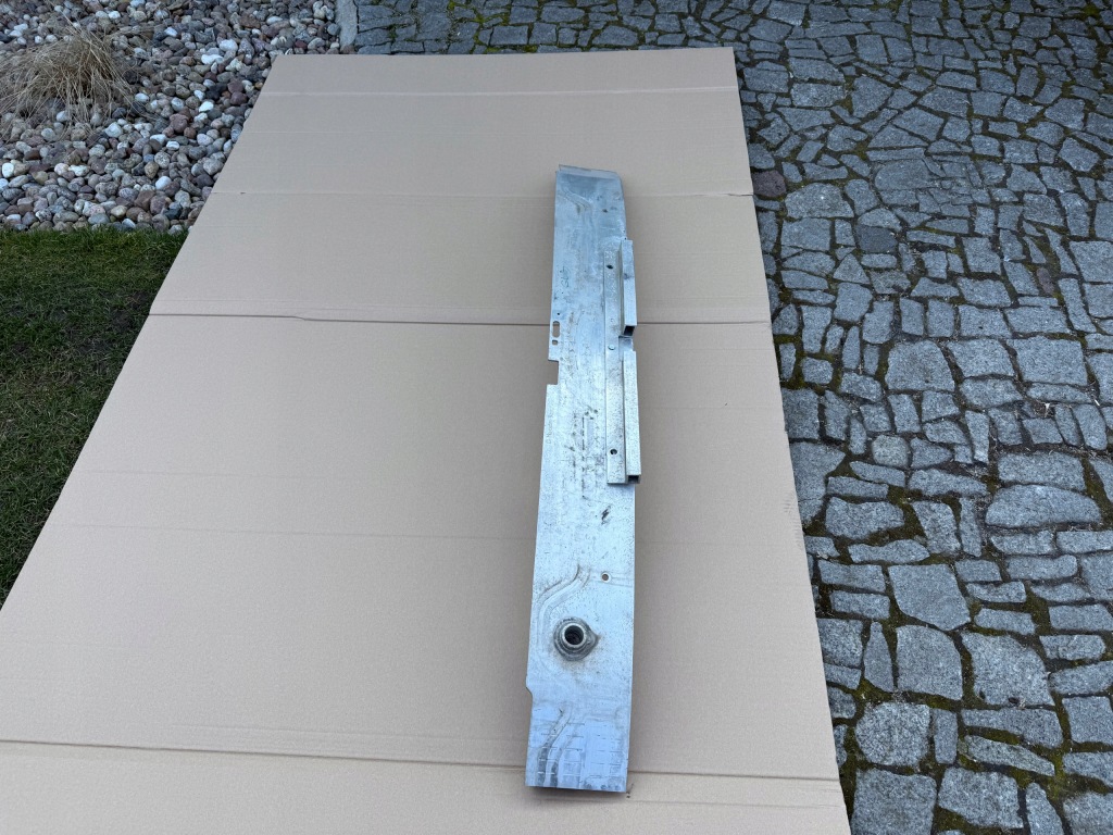 Підсилювач балка передня mercedes glb 247 eqa eqb 2019 - 2025 . Недорого