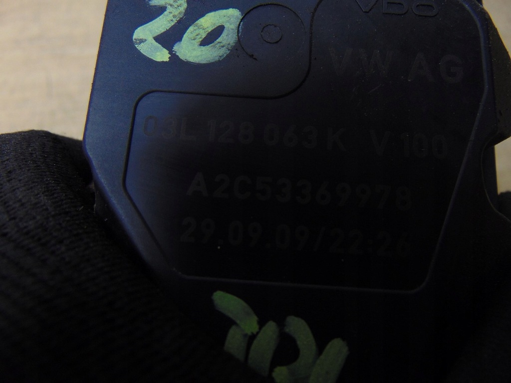 фото №6, Дроссельная заслонка skoda yeti 2.0 tdi 03g128063k