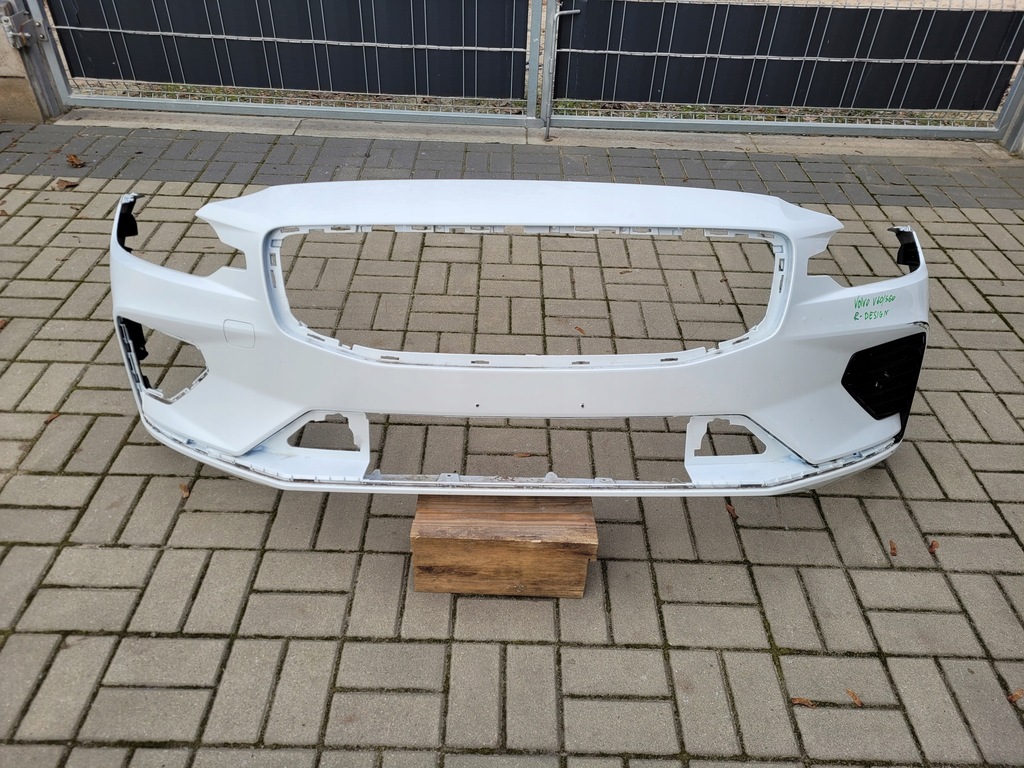 фото №1, Volvo v60 ii, s60 бампер передний. хороший