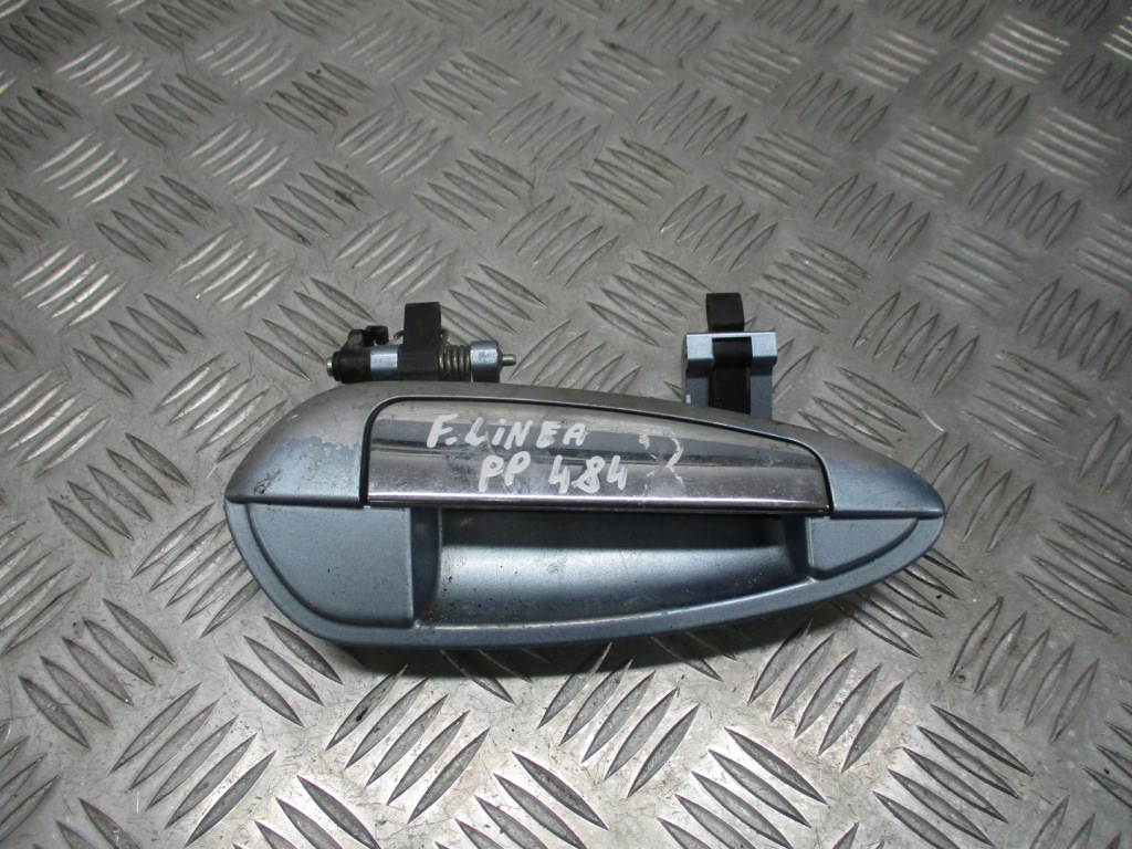 Купить Ручка правая передняя fiat linea 1.3 jtd