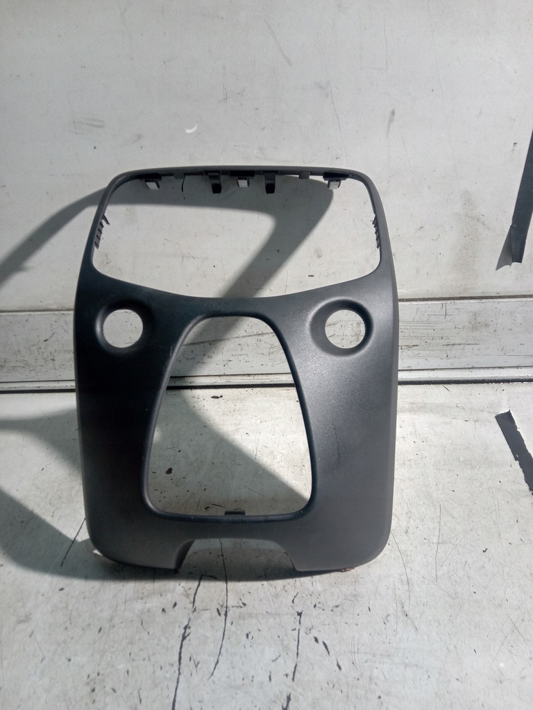 фото №1, Toyota aygo ii рамка радио панель