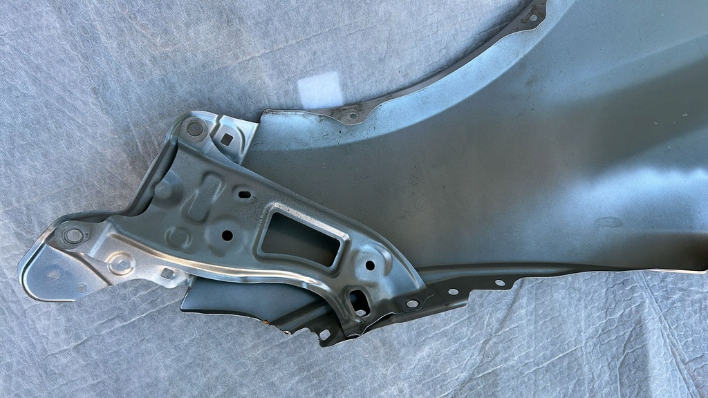 фото №12, Крила лівий перед toyota corolla e21 sedan 19-