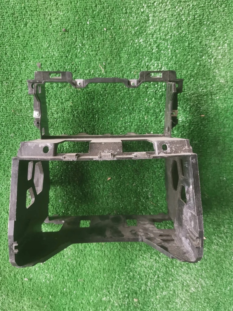 фото №2, Vw golf vi рамка каркас радіо 5k0858089e