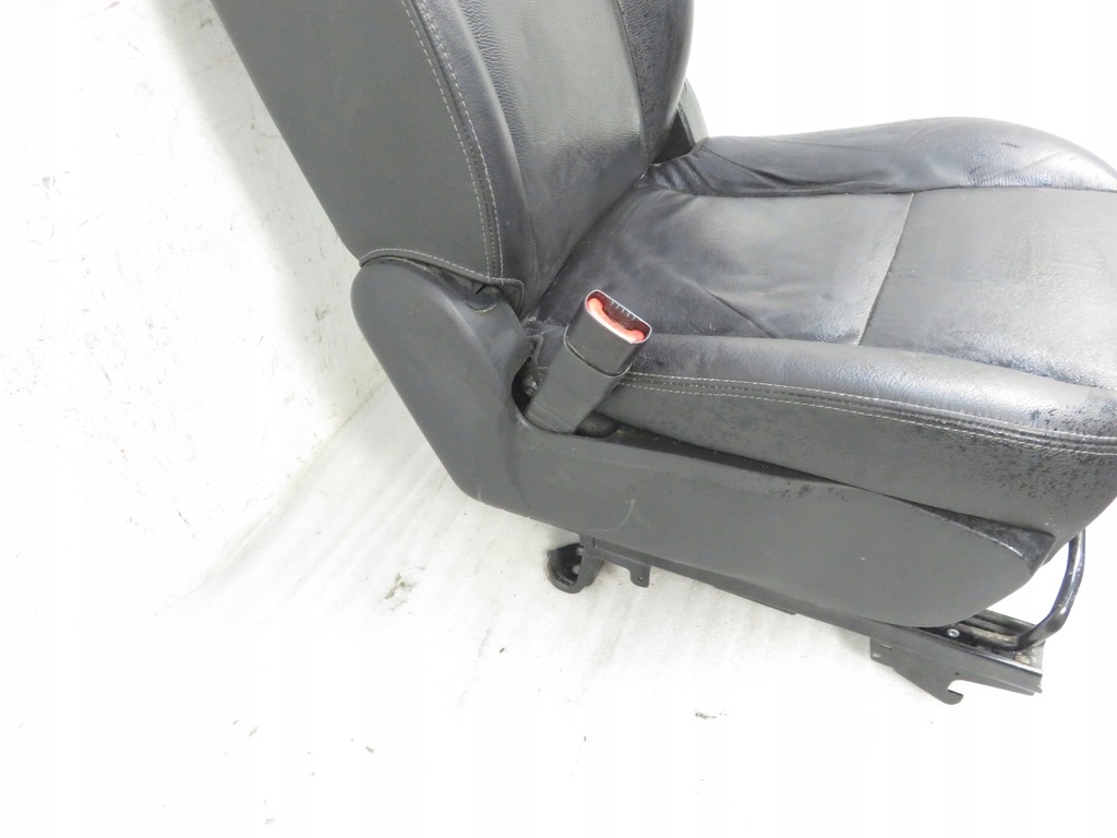 фото №9, Сиденья кожа chevrolet captiva обшивки