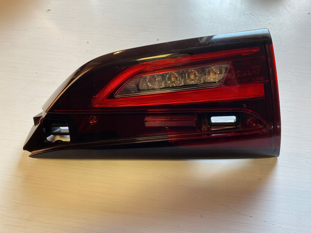 фото №1, Mazda 6 2019- gl лампа задняя led правая w крышка lift