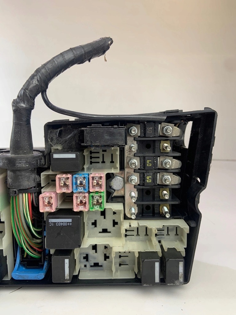 фото №5, Коробка предохранителей volvo v40 v50