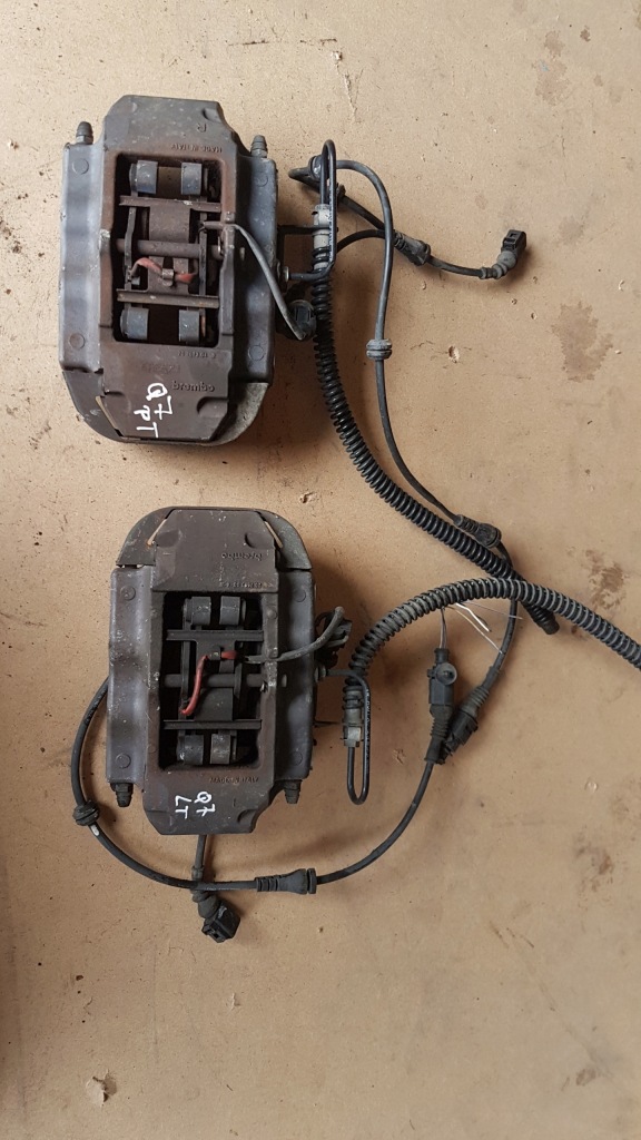 фото №1, Суппорты задняя audi q7 3.0 tdi