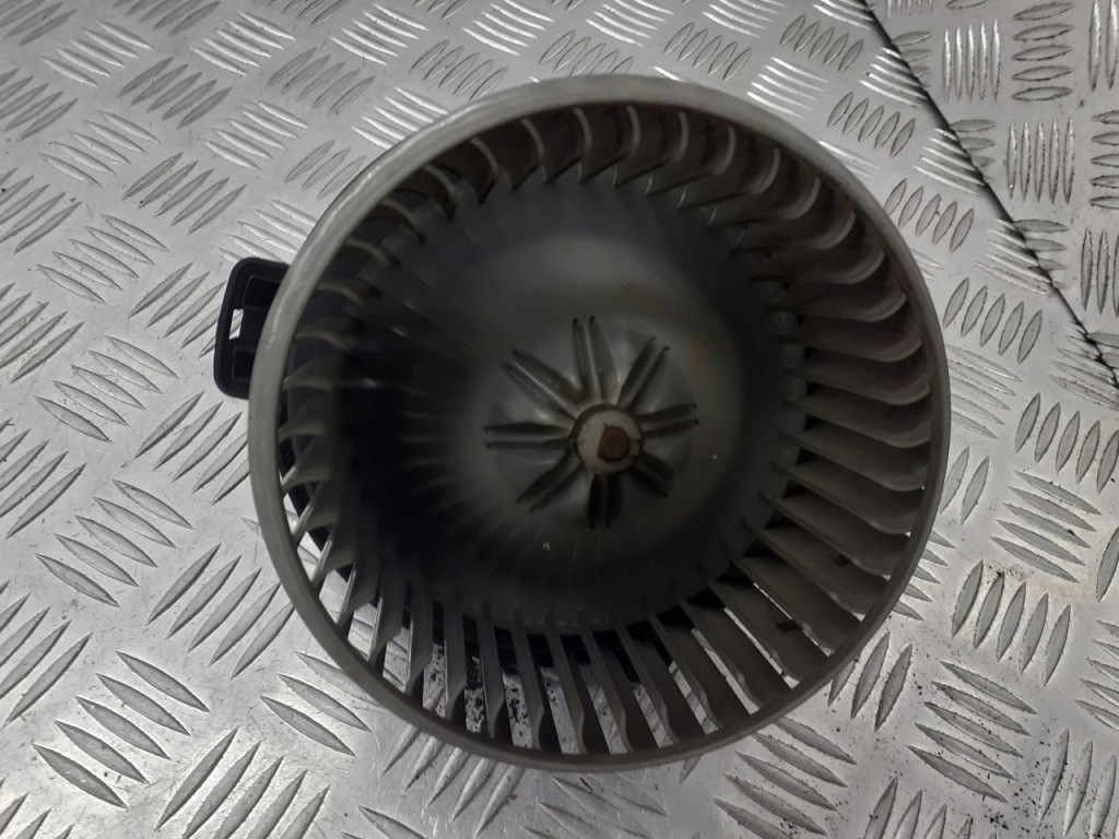 фото №1, Вентилятор обдув toyota corolla e12 mf016070-0610