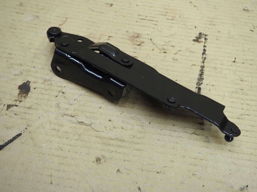 фото №14, Петля кришки mazda mx5 nd правий