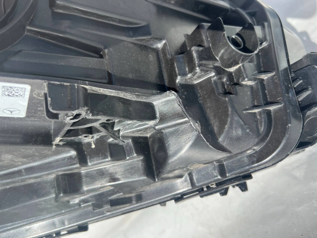 Лампа права mercedes eqb eqa w243 a243 led перед Доставка