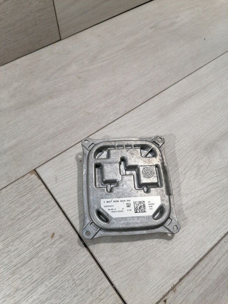 фото №1, Peugeot 308 преобразователь led 130732940400