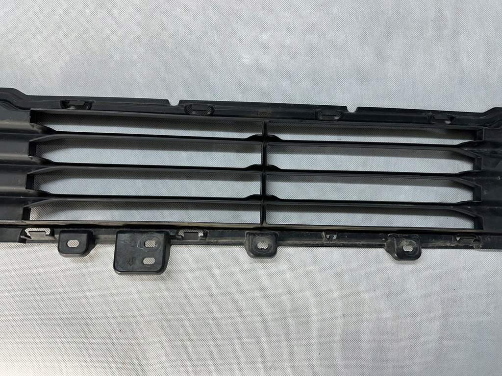 фото №8, Mitsubishi outlander iii решётка бампера перед 6402a233