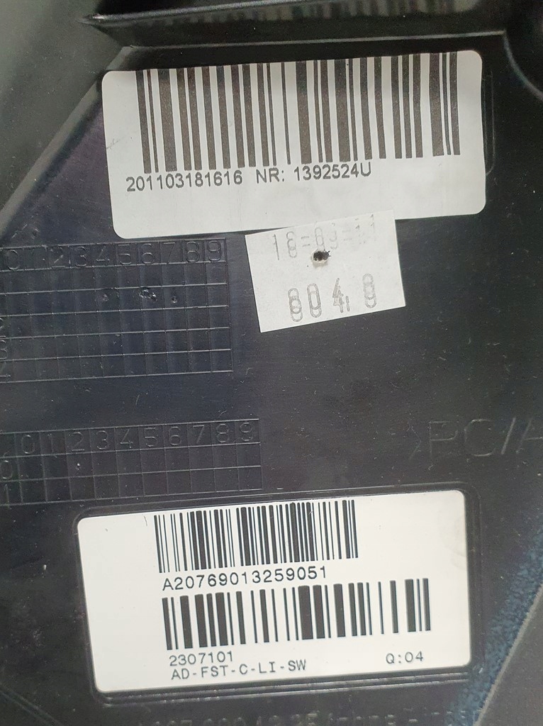 фото №12, Обивка обшивка левый задняя mercedes w204 coupe